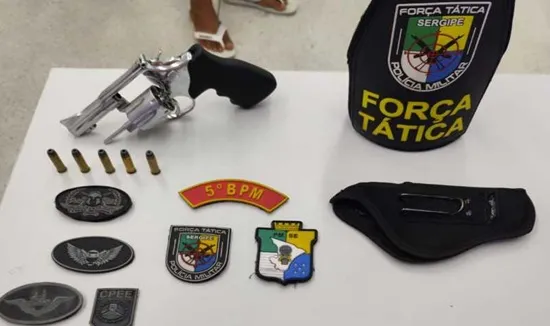 Homem é preso após ameaçar ex-companheira com revólver na frente da família e de bebê em Sergipe